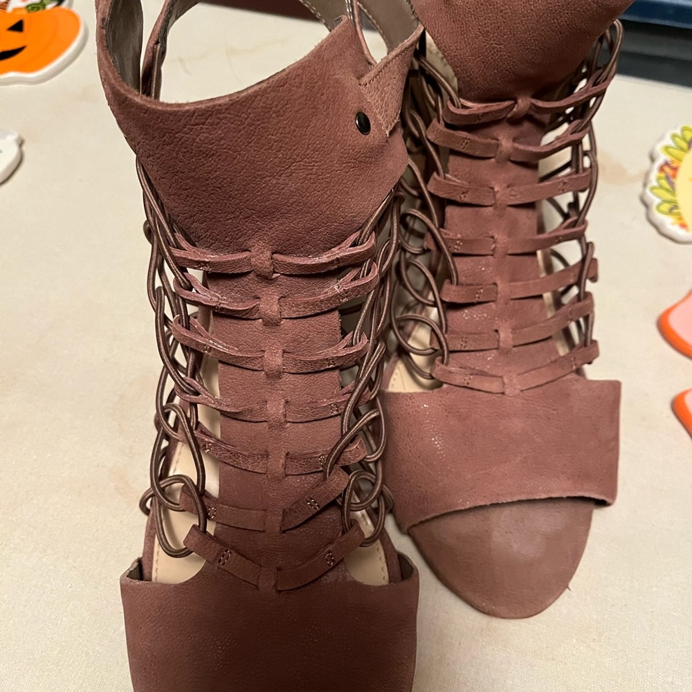 Vince calmuto sandals.  Size 12